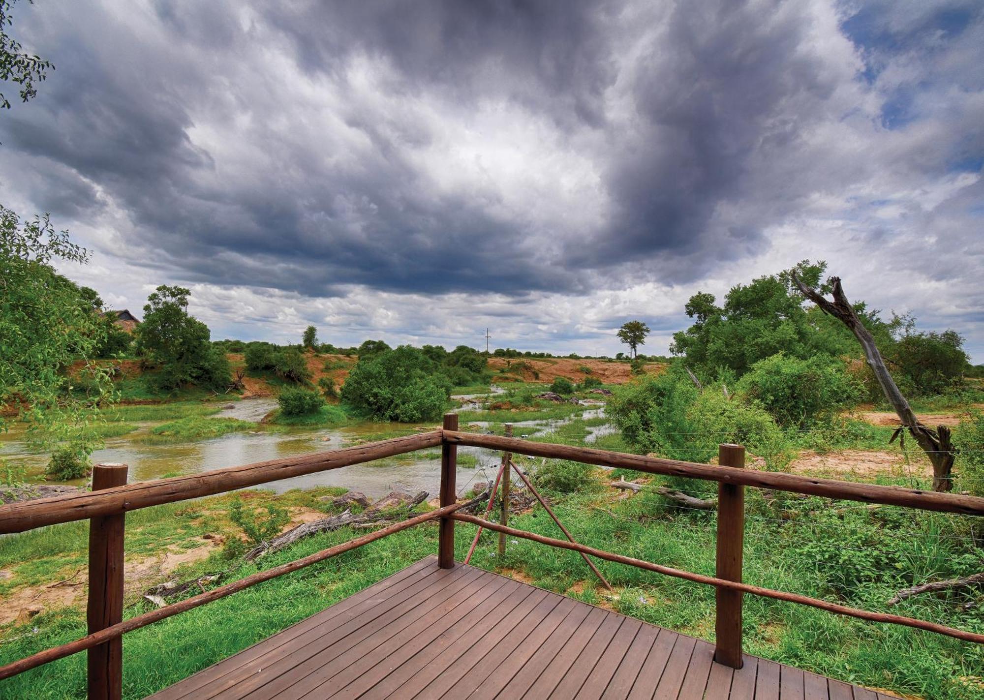 Madikwe River Lodge By Dream Resorts Madikwe Game Reserve Ruang foto